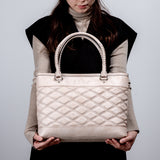 AGING TOTE / IVORY